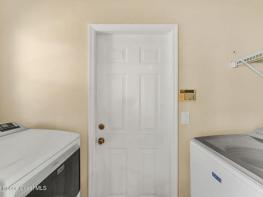 7828 Falling Leaf Place, Melbourne, FL 32940