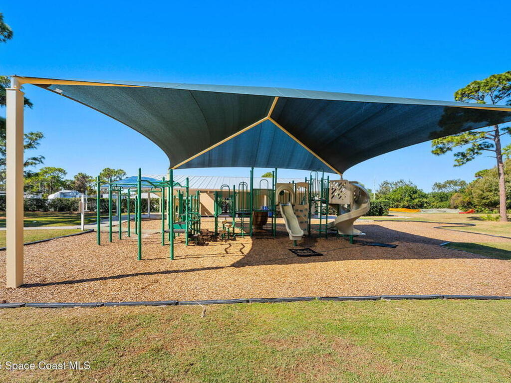 7828 Falling Leaf Place, Melbourne, FL 32940