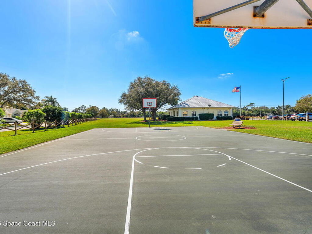 7828 Falling Leaf Place, Melbourne, FL 32940