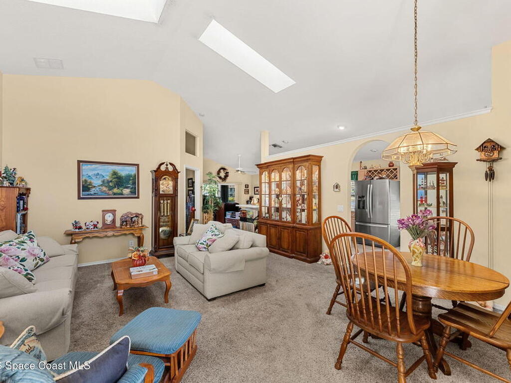 7828 Falling Leaf Place, Melbourne, FL 32940