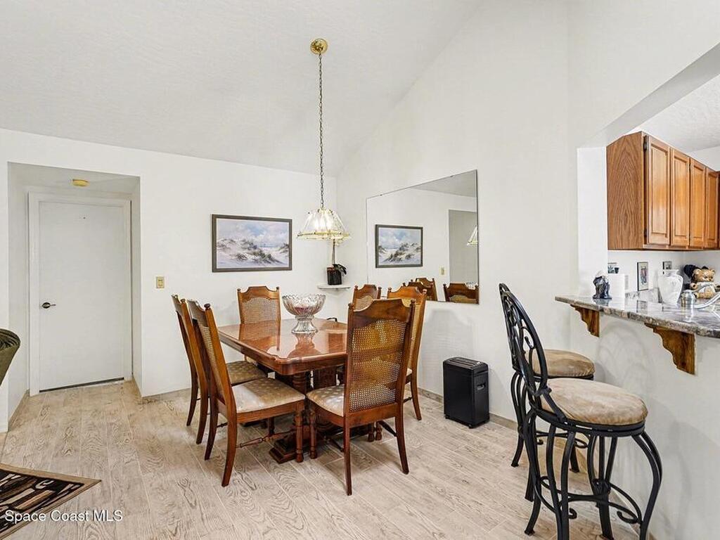 812 Ridge Lake Drive, Melbourne, FL 32940