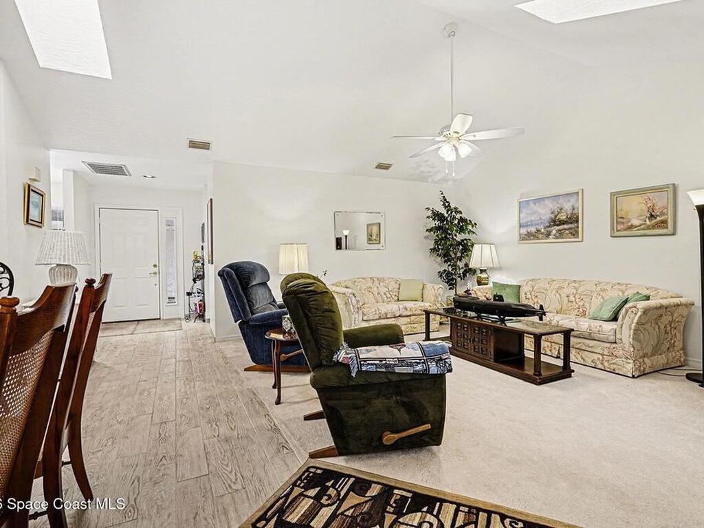 812 Ridge Lake Drive, Melbourne, FL 32940