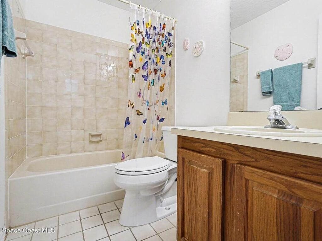 812 Ridge Lake Drive, Melbourne, FL 32940