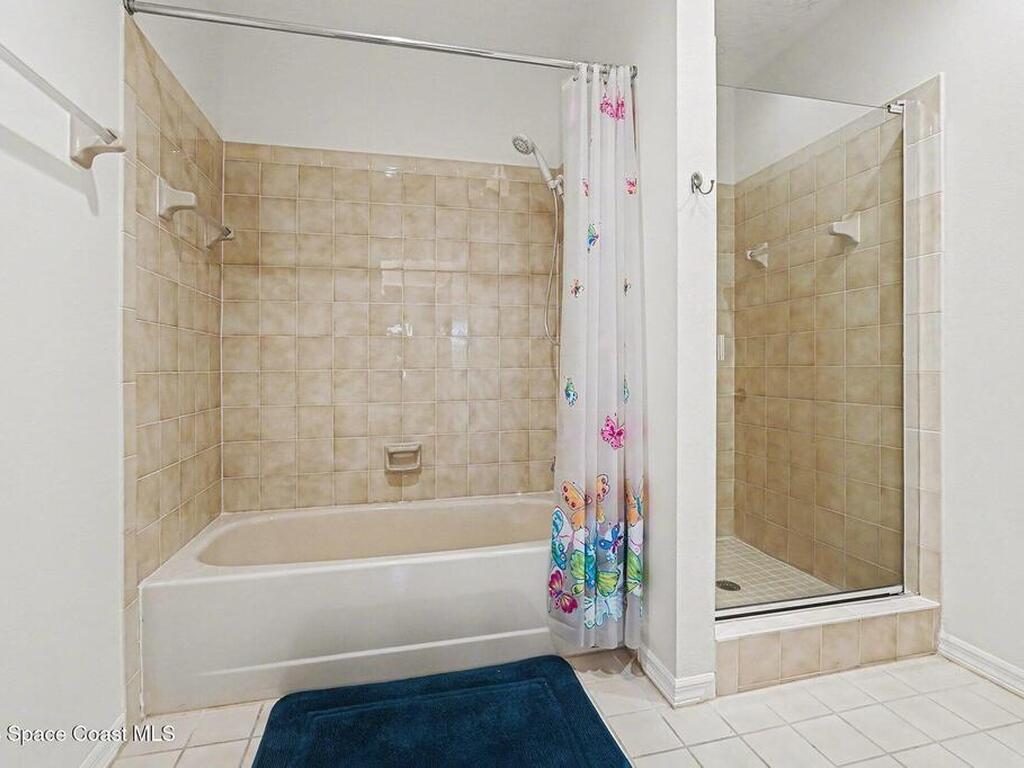 812 Ridge Lake Drive, Melbourne, FL 32940