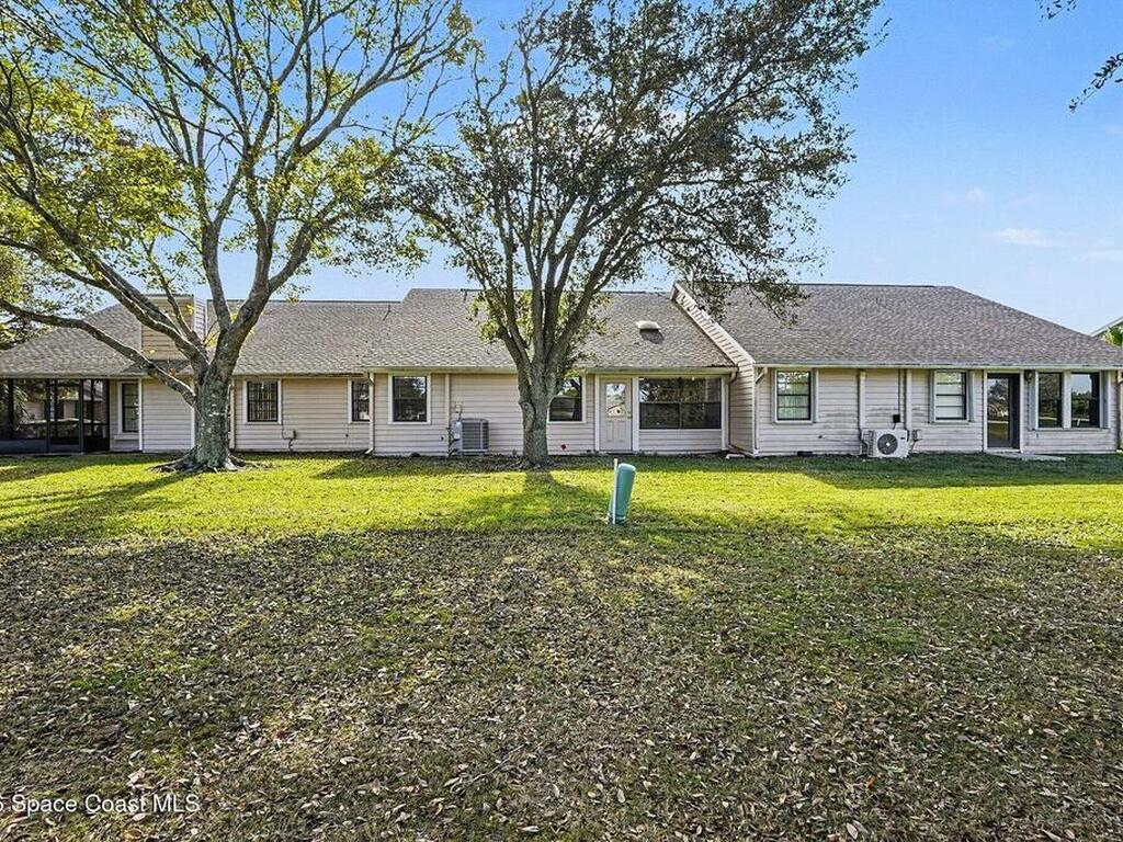 812 Ridge Lake Drive, Melbourne, FL 32940