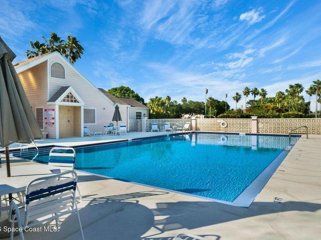 812 Ridge Lake Drive, Melbourne, FL 32940