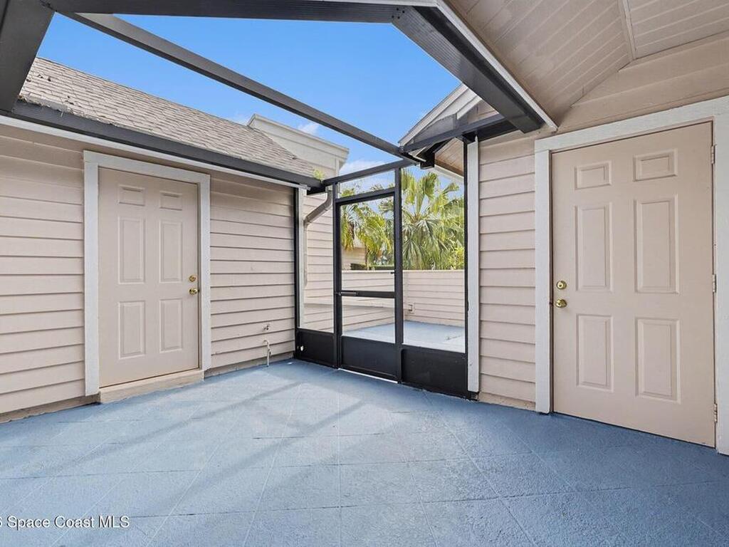 812 Ridge Lake Drive, Melbourne, FL 32940