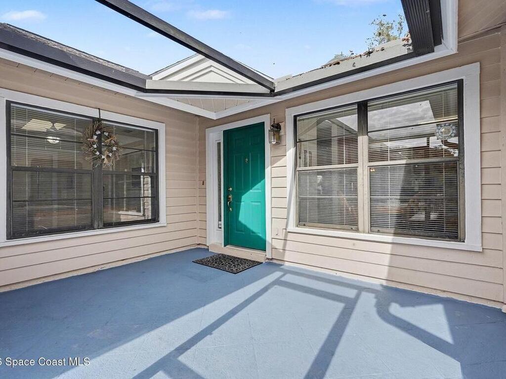 812 Ridge Lake Drive, Melbourne, FL 32940