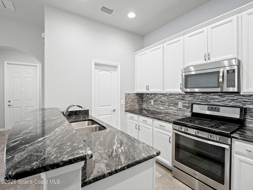 2255 Framura Lane, Melbourne, FL 32940