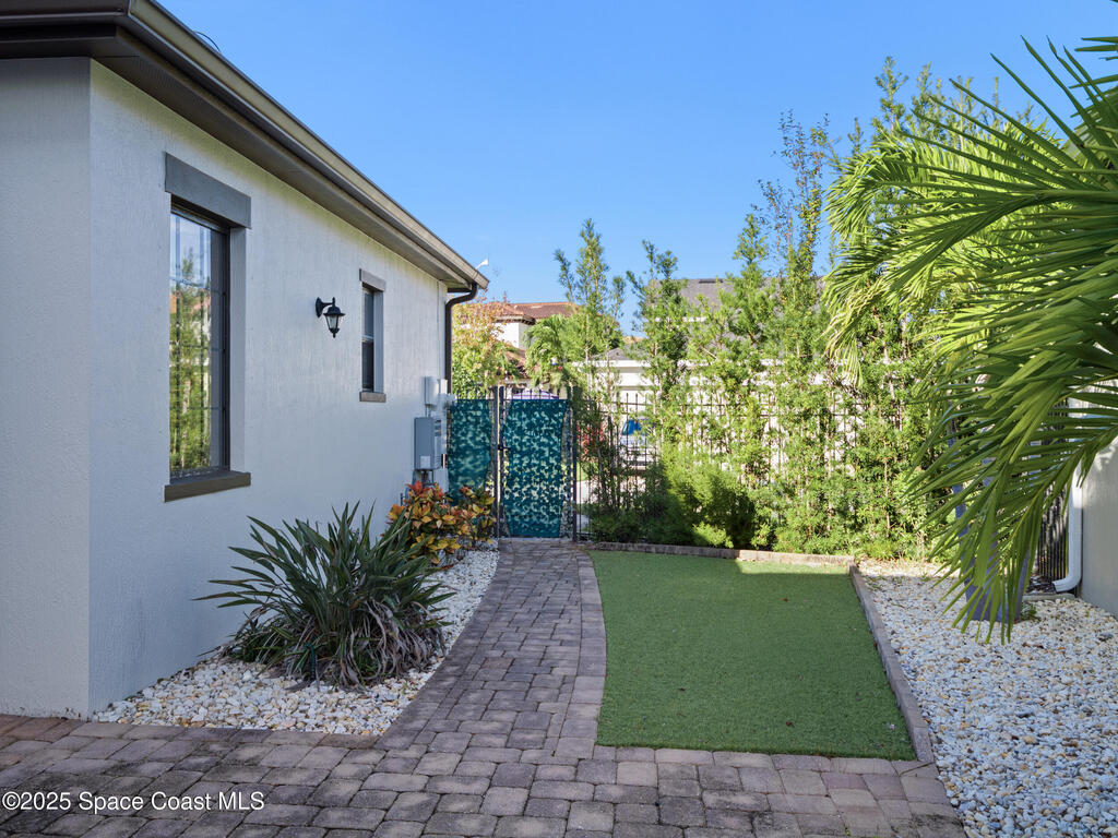 2255 Framura Lane, Melbourne, FL 32940