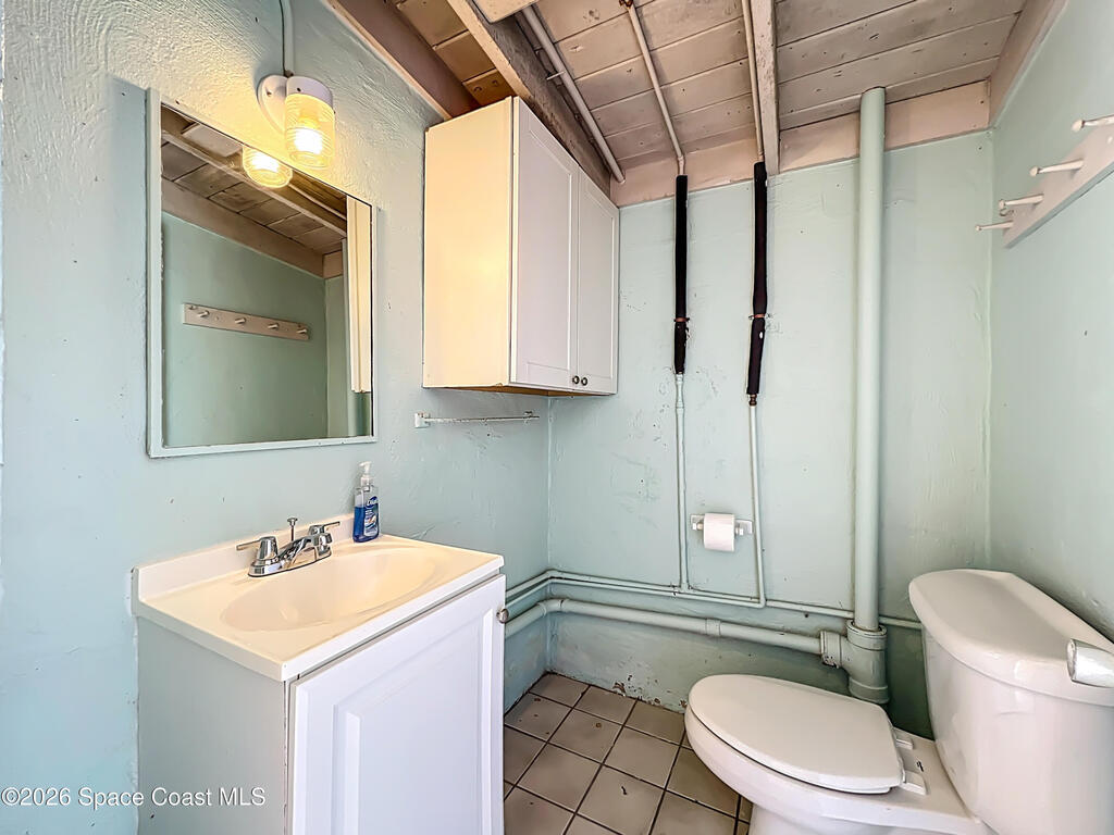 1090 Bianca Drive, Palm Bay, FL 32905