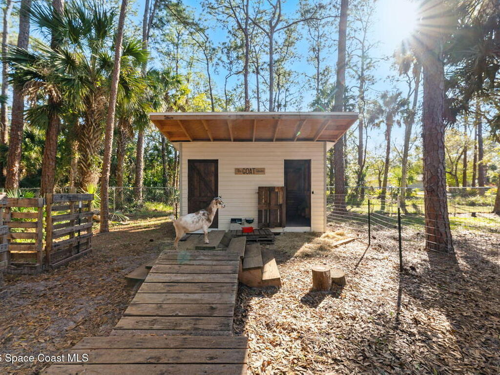 3975 Corey Road, Malabar, FL 32950