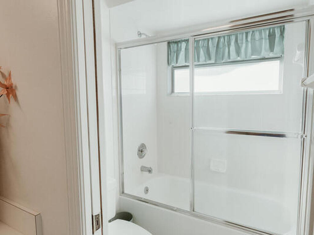 905 Maplewood Court, Melbourne, FL 32940