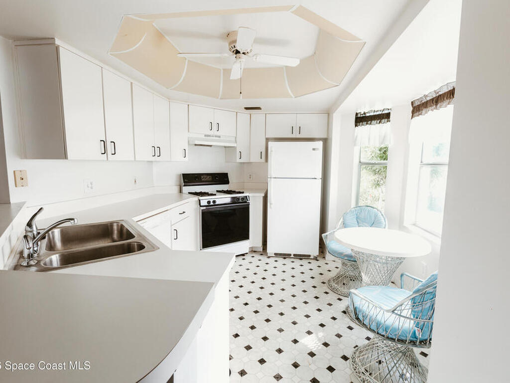 905 Maplewood Court, Melbourne, FL 32940