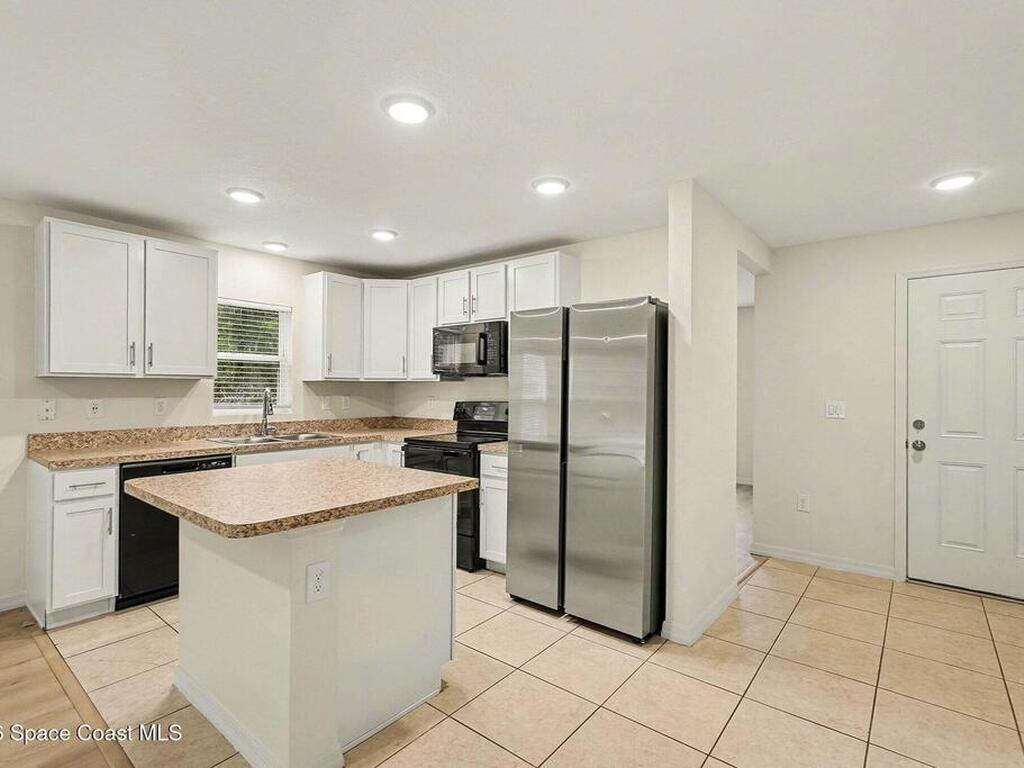 870 Havelock Avenue, Palm Bay, FL 32908