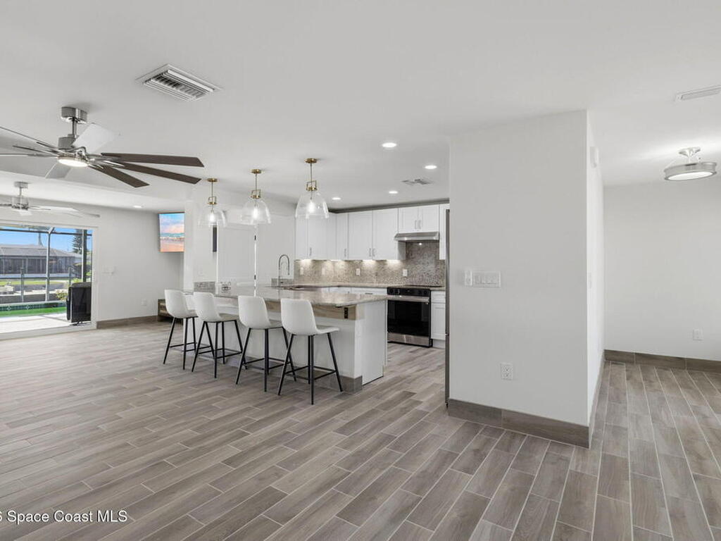 1636 SE 39th Street, Cape Coral, FL 33904