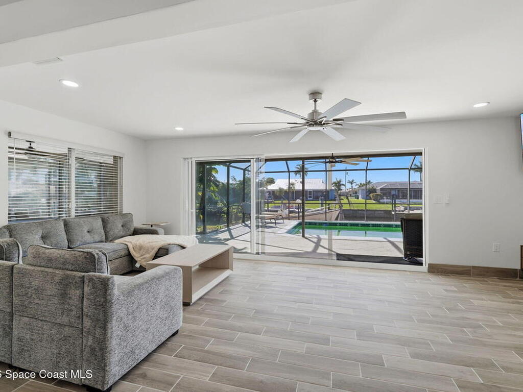 1636 SE 39th Street, Cape Coral, FL 33904