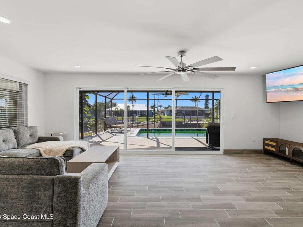 1636 SE 39th Street, Cape Coral, FL 33904