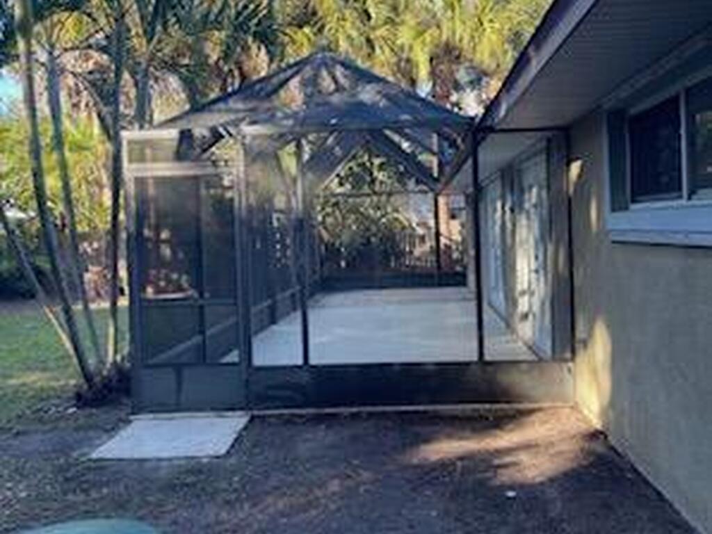 6570 S Floridana Avenue, Melbourne Beach, FL 32951