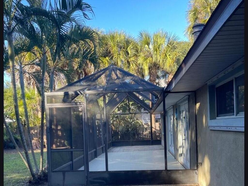 6570 S Floridana Avenue, Melbourne Beach, FL 32951