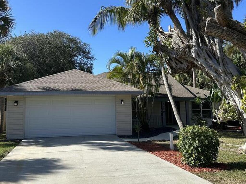 6570 S Floridana Avenue, Melbourne Beach, FL 32951