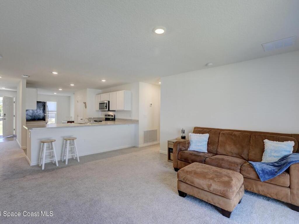 938 Clearmont Street, Sebastian, FL 32958