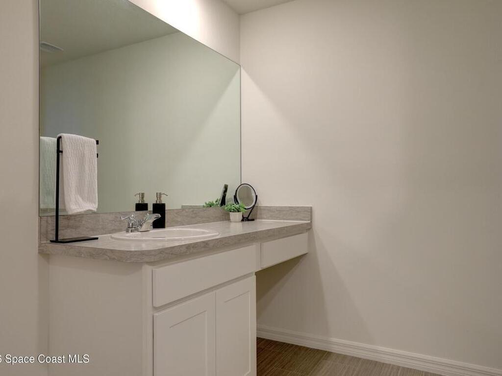 938 Clearmont Street, Sebastian, FL 32958