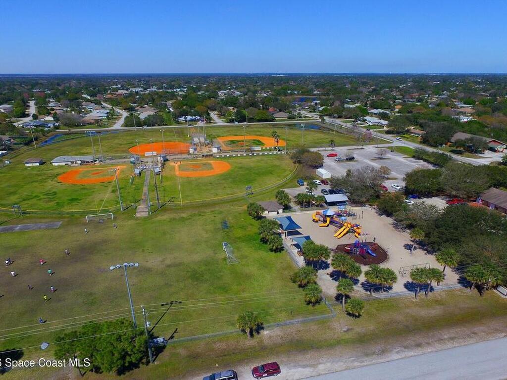 938 Clearmont Street, Sebastian, FL 32958