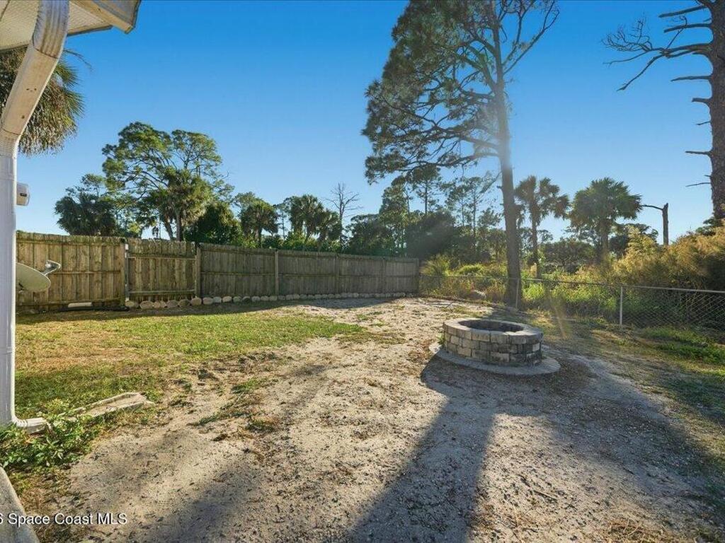 401 Whealan Street, Palm Bay, FL 32908