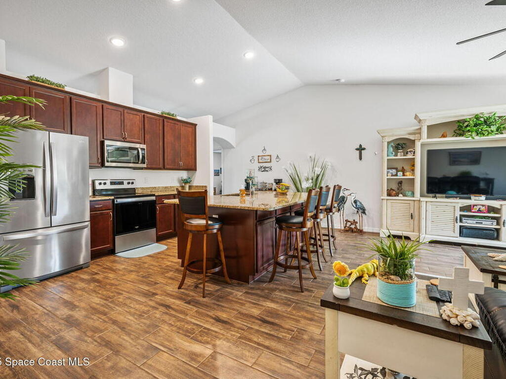 238 Labra Road, Palm Bay, FL 32908