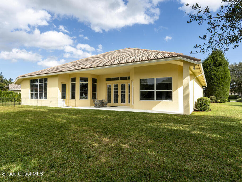 575 Stoney Brook Farm Court, Vero Beach, FL 32968