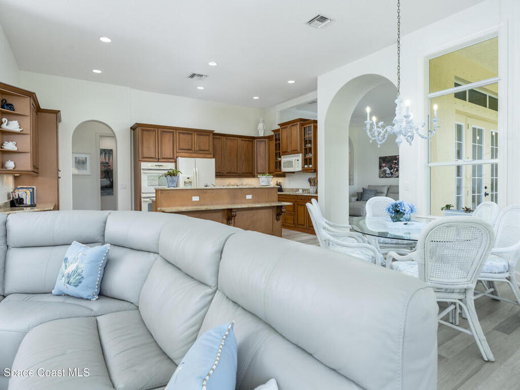 575 Stoney Brook Farm Court, Vero Beach, FL 32968