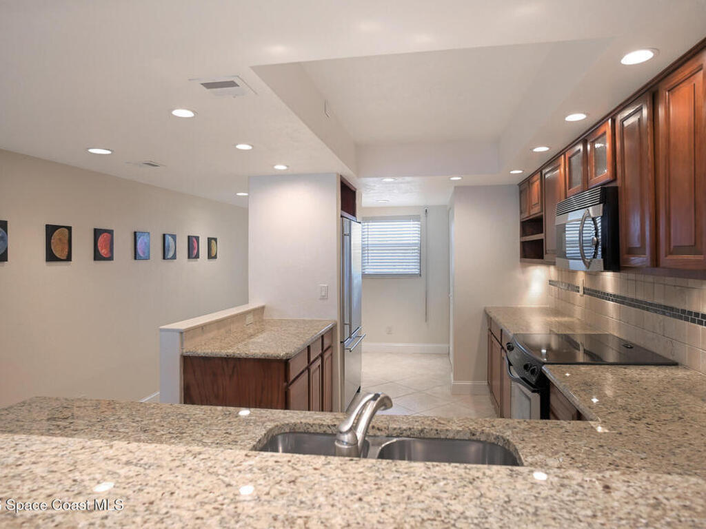 850 N Atlantic Avenue, Cocoa Beach, FL 32931