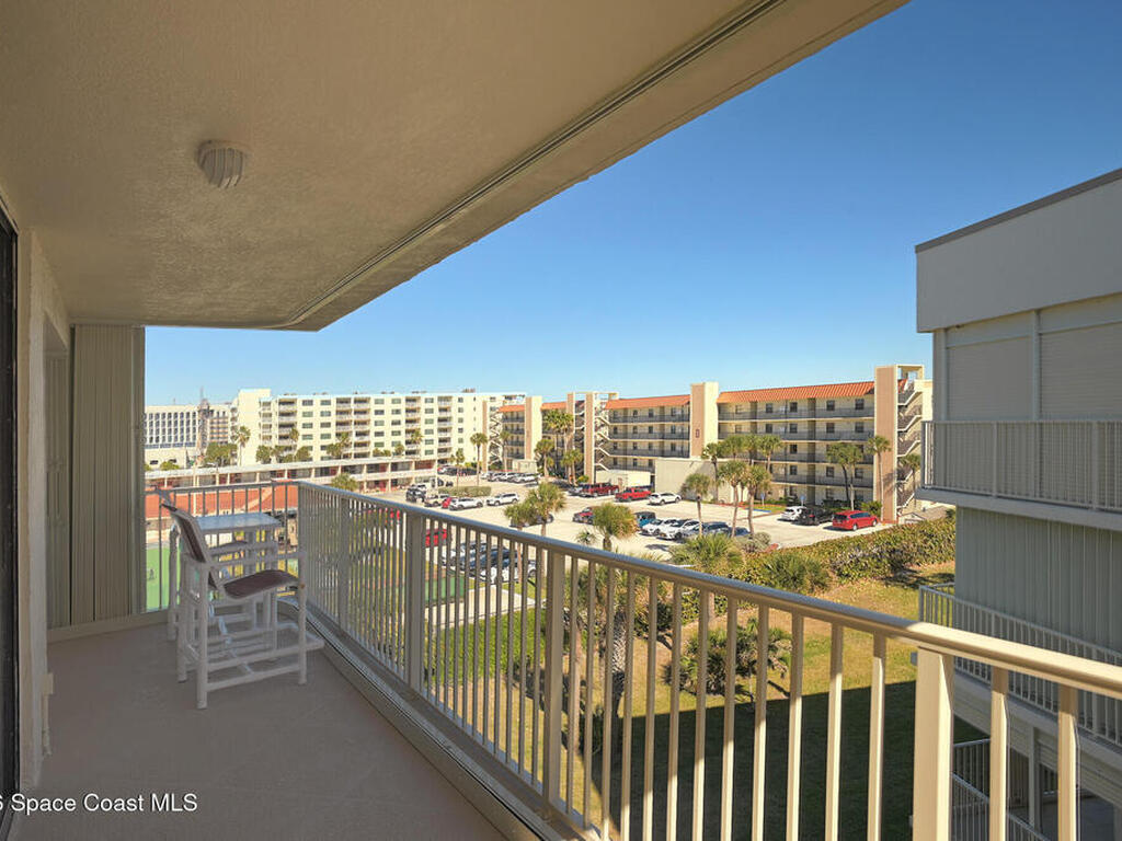 850 N Atlantic Avenue, Cocoa Beach, FL 32931