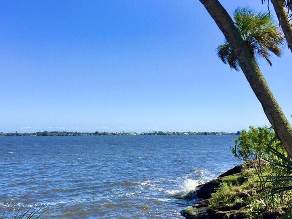 1841 Rockledge Drive, Rockledge, FL 32955