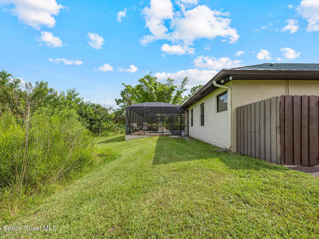 5627 Cypress Creek Drive, Grant, FL 32949