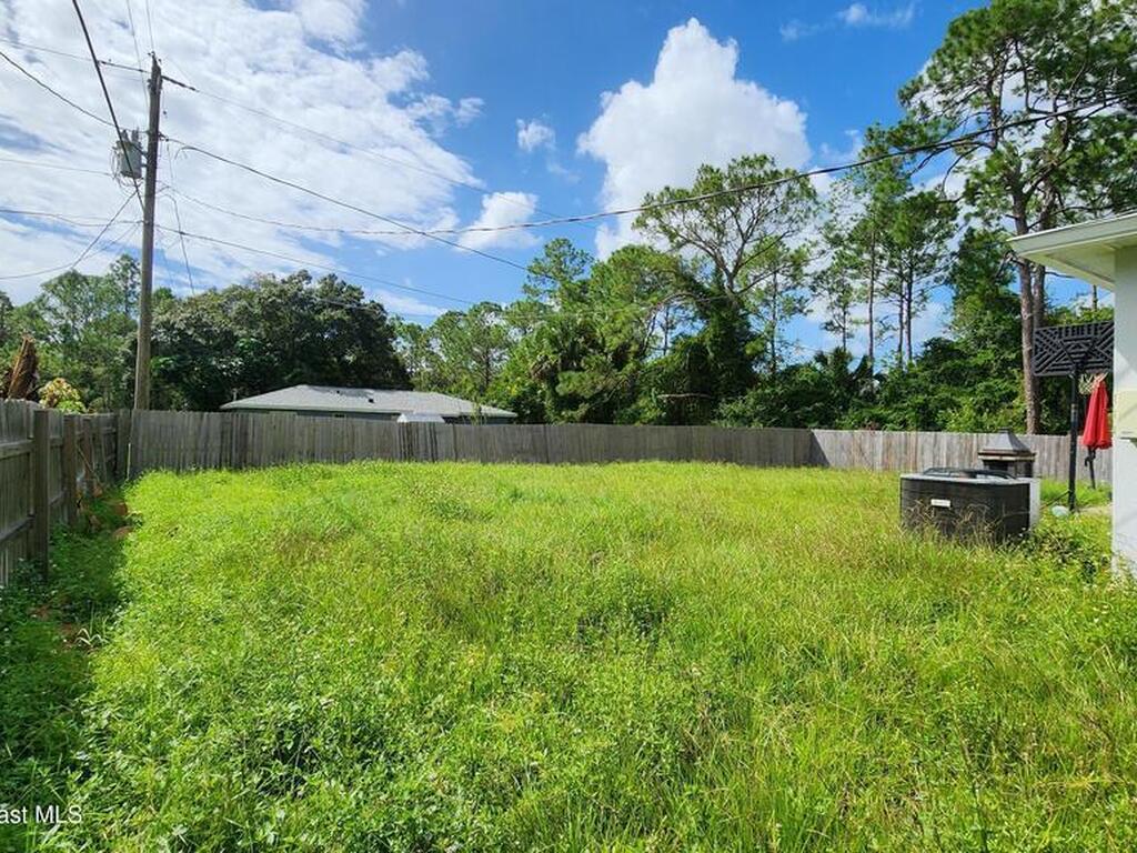 832 Sorrel Street, Palm Bay, FL 32907