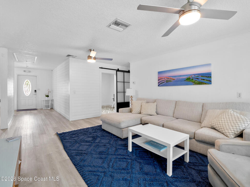 921 S Orlando Avenue, Cocoa Beach, FL 32931