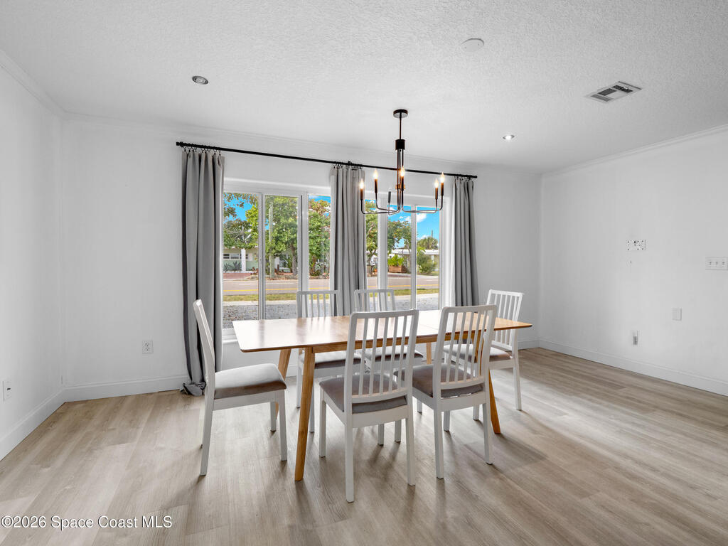 921 S Orlando Avenue, Cocoa Beach, FL 32931