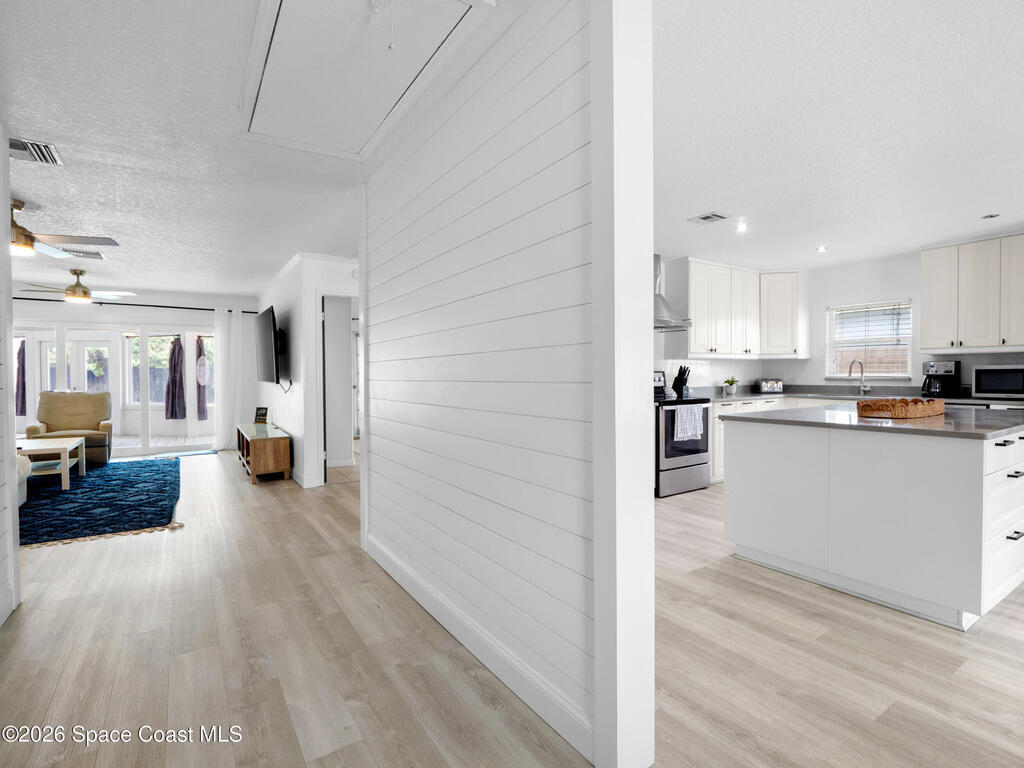 921 S Orlando Avenue, Cocoa Beach, FL 32931