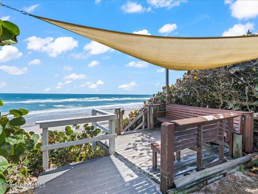 139 Casseekee Trail, Melbourne Beach, FL 32951