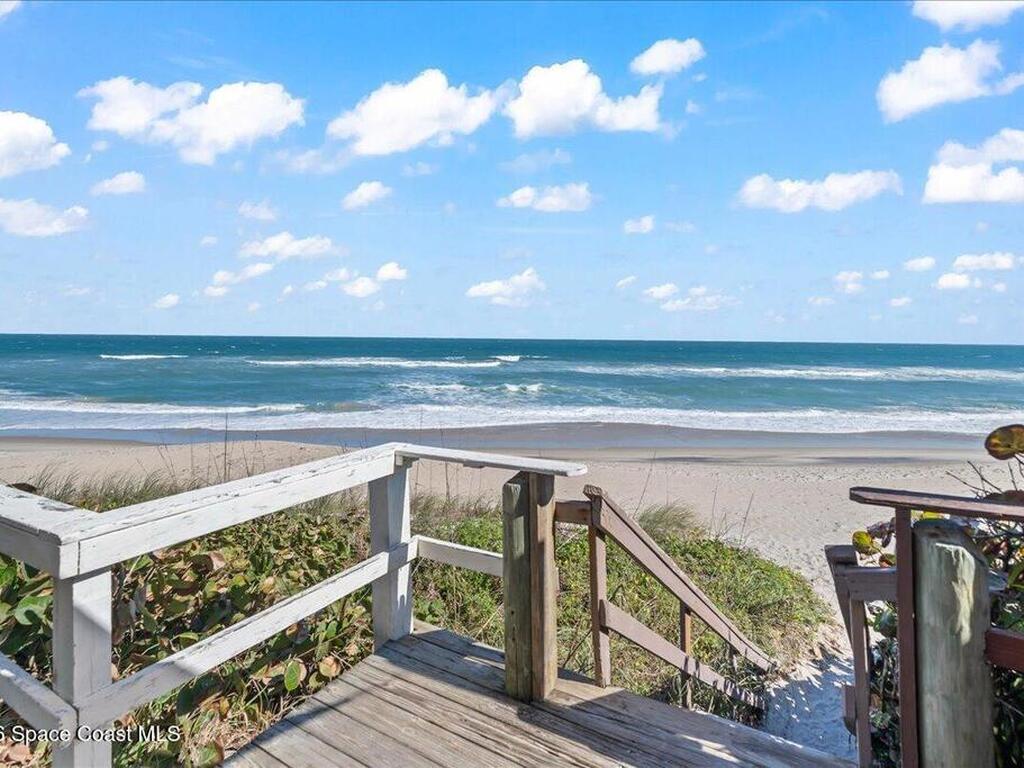 139 Casseekee Trail, Melbourne Beach, FL 32951