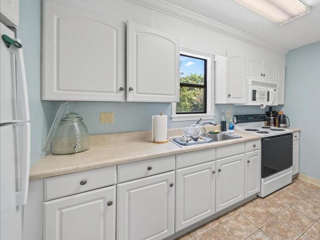 139 Casseekee Trail, Melbourne Beach, FL 32951