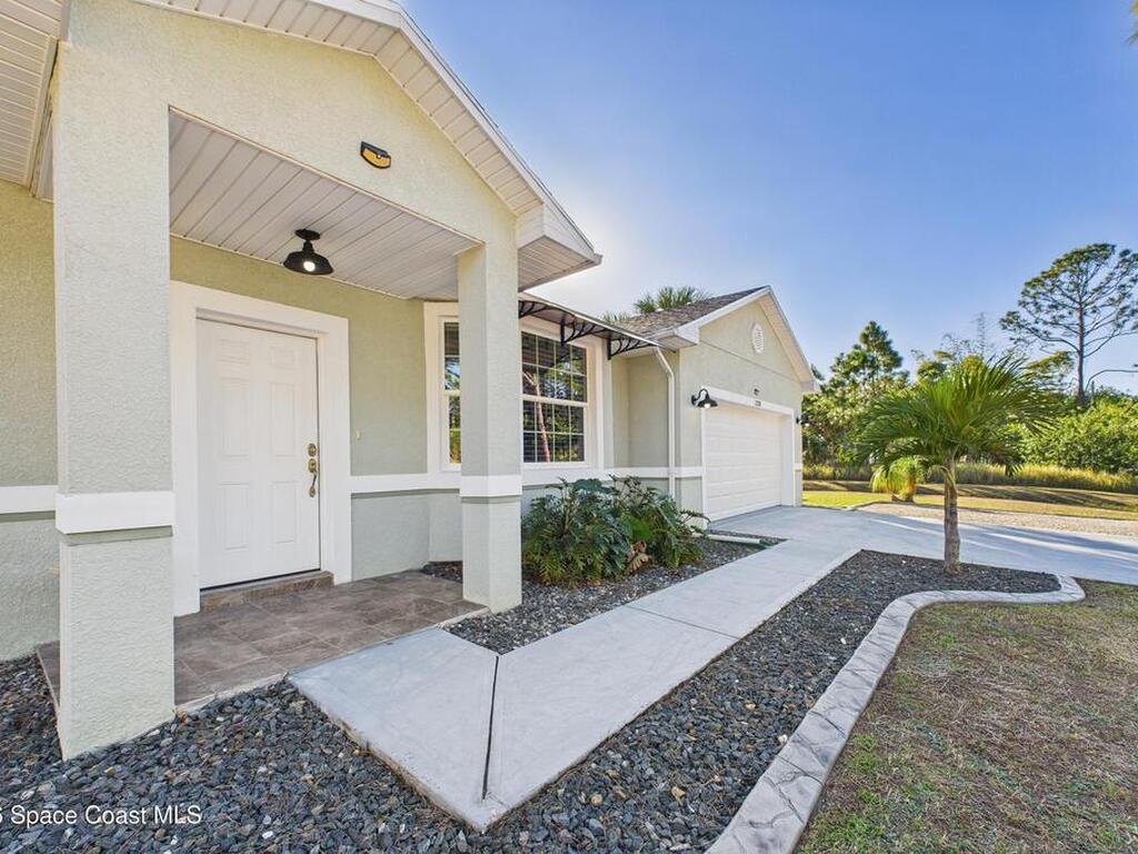 1220 Gideon Street, Palm Bay, FL 32908