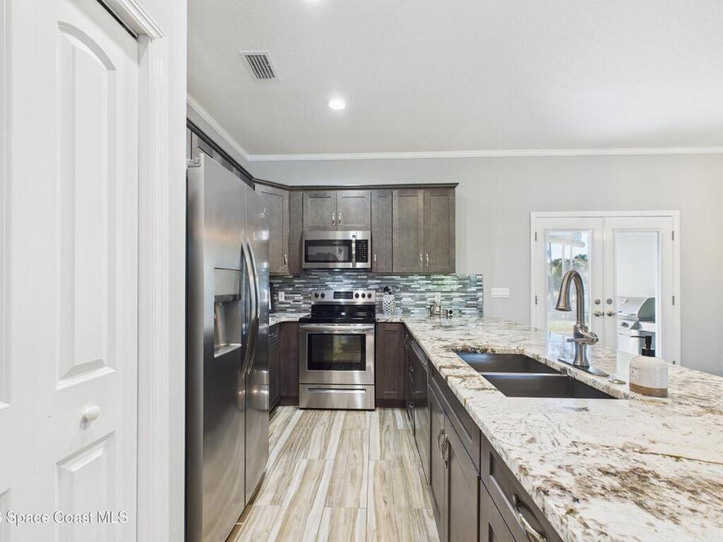 1220 Gideon Street, Palm Bay, FL 32908