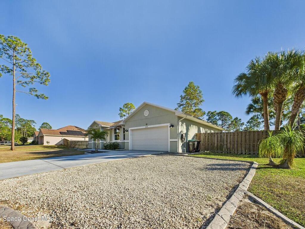 1220 Gideon Street, Palm Bay, FL 32908