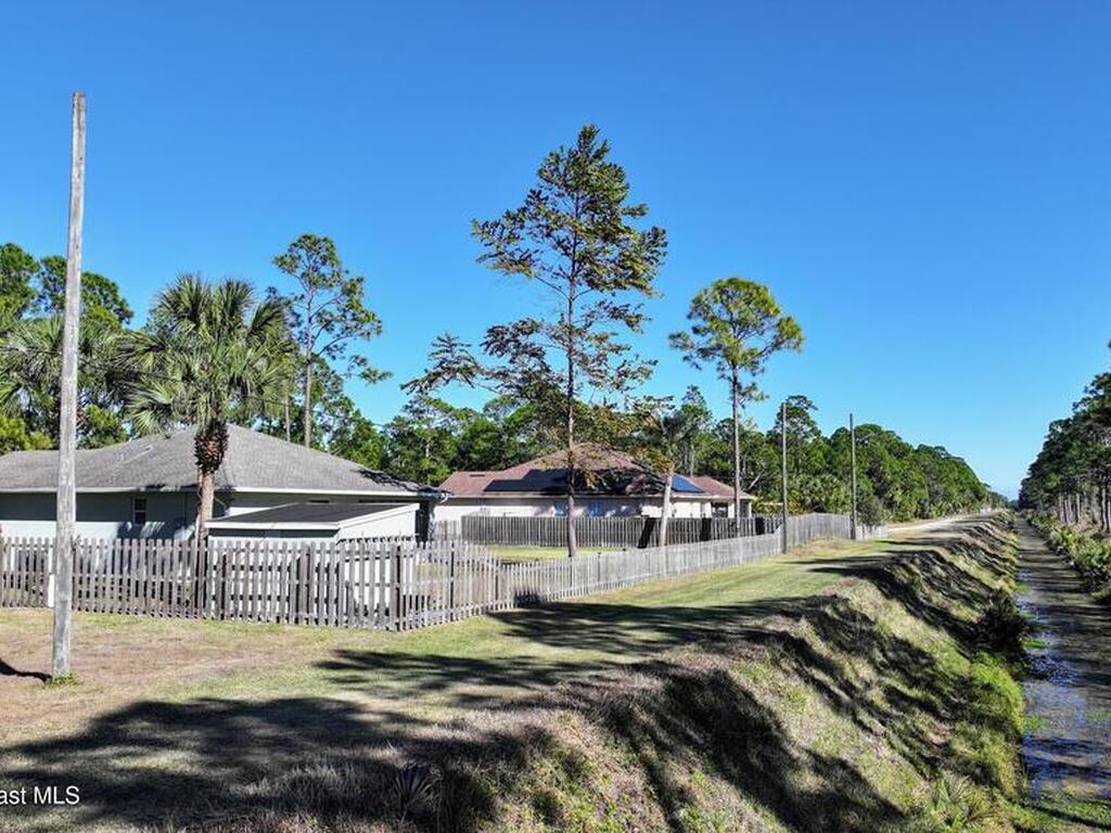 1220 Gideon Street, Palm Bay, FL 32908