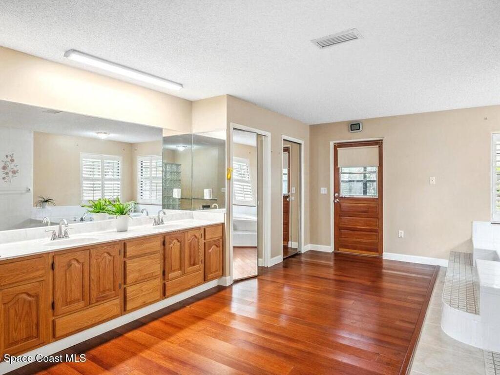 7370 Turkey Point Drive, Titusville, FL 32780