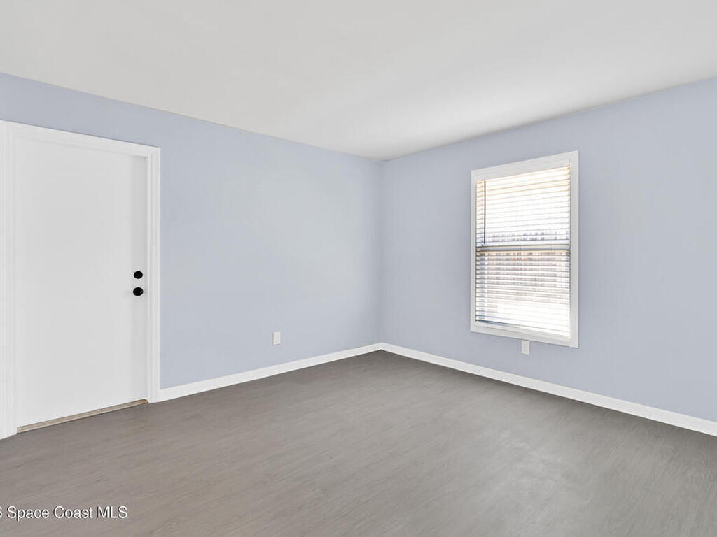 669 Vocelle Avenue, Sebastian, FL 32958