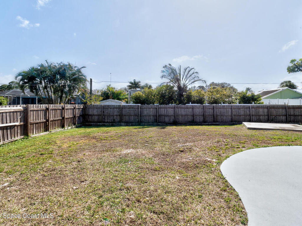 669 Vocelle Avenue, Sebastian, FL 32958